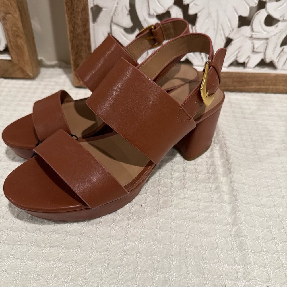 Aerosoles Women's Camera Platform Block Heel Sandals sz 8